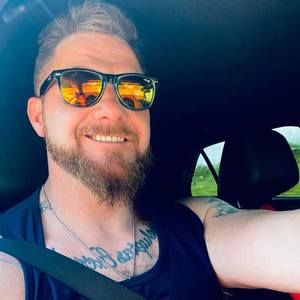 Meet your Posher, Ray